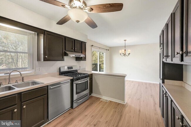 Building Photo - 14172 Rogers Ford Rd