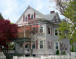 Primary Photo - 187-189 Rochambeau Ave