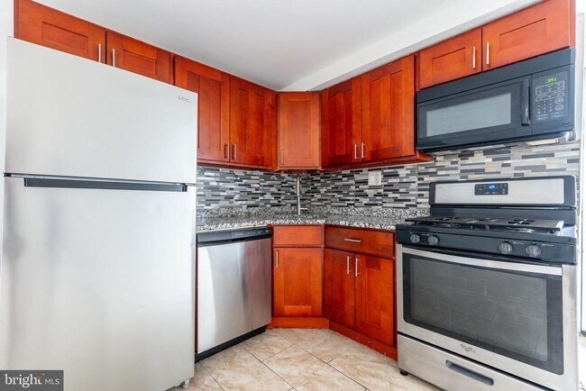 Foto del edificio - 2726 Edgemont St