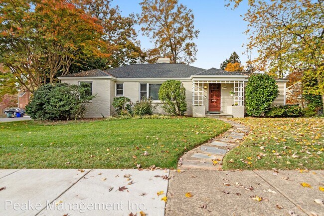 Building Photo - 3 br, 3 bath House - 2700 N. Dinwiddie St.