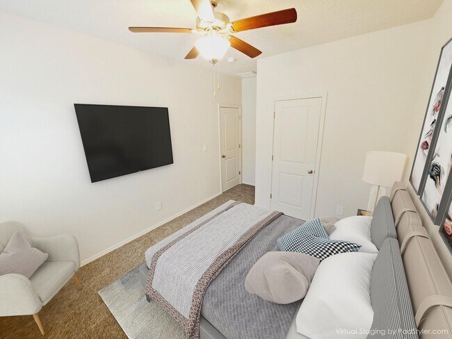 Foto del edificio - 4 bed 2 bath Energy Efficient Home! MOVE IN SPECIAL! 1/2 off 2nd months rent!