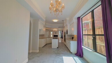 Building Photo - 1307 Riverine Ct