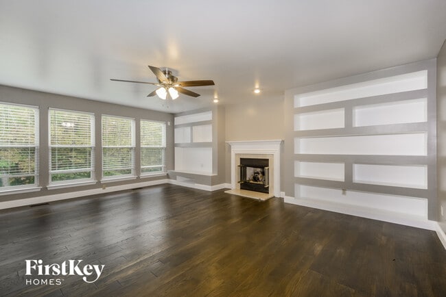 Building Photo - 1016 Scenic Oaks Ct