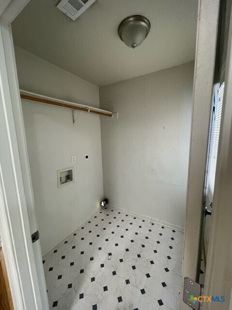 Primary Photo - 3201 Hereford Ln