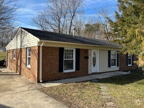 Building Photo - 1434 Lanier Ct