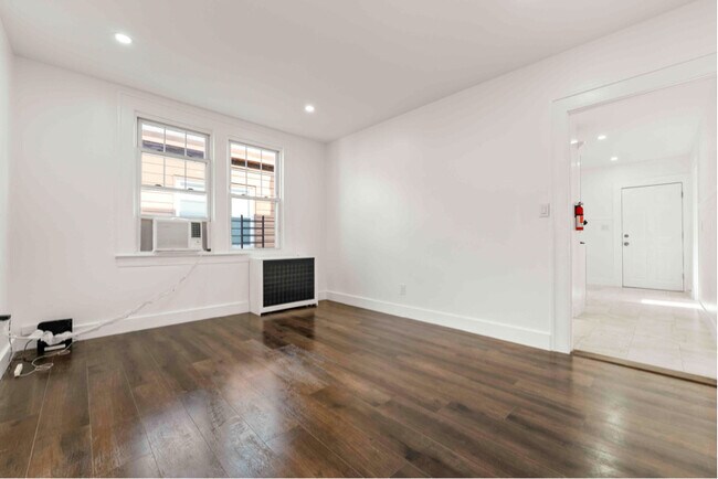 Foto del edificio - 232 Warren St