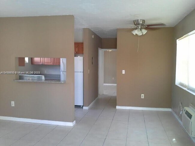 Foto del edificio - 1633 N Treasure Dr