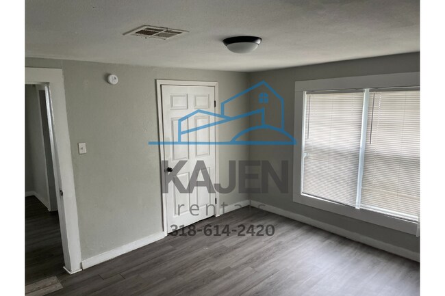 Building Photo - 607 Haynes St