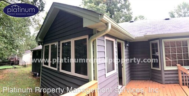 Building Photo - 3 br, 2 bath House - 3165 Arden Way