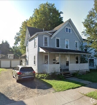Building Photo - 134 S Main St