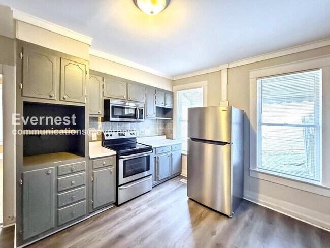 Foto del edificio - 50% OFF THE First FULL MONTH’S RENT! Limited Time Special Offer - Split your security deposit pay...