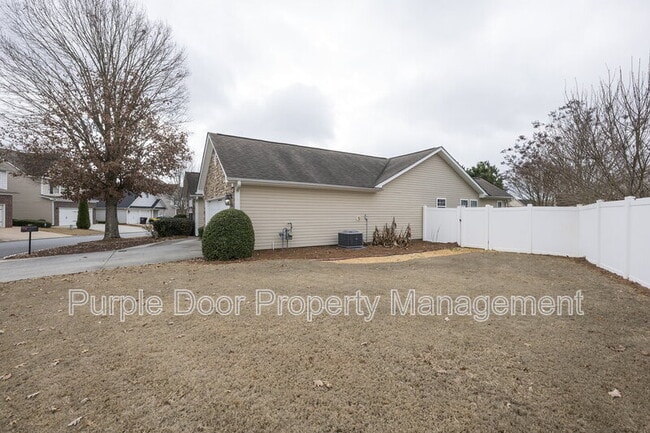 Building Photo - 507 Highland Falls Dr