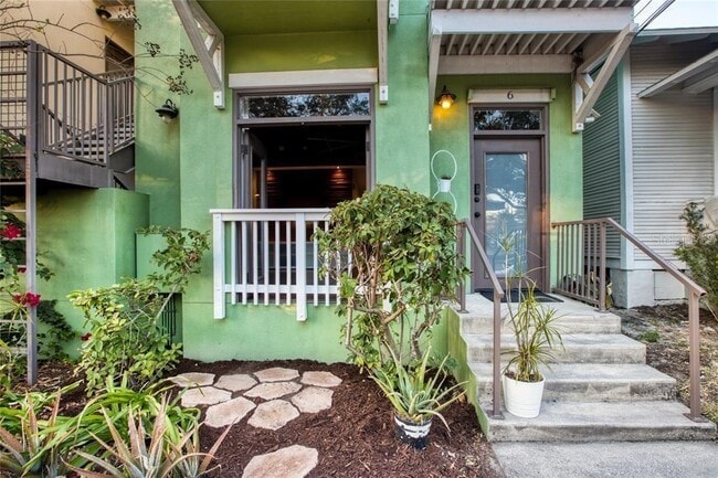 Building Photo - 1914 E 4th Ave