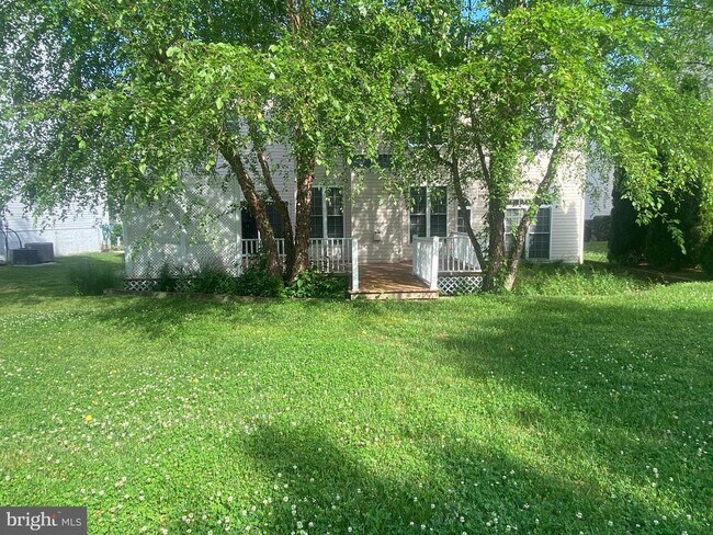 Foto del edificio - 8709 Spur Ln