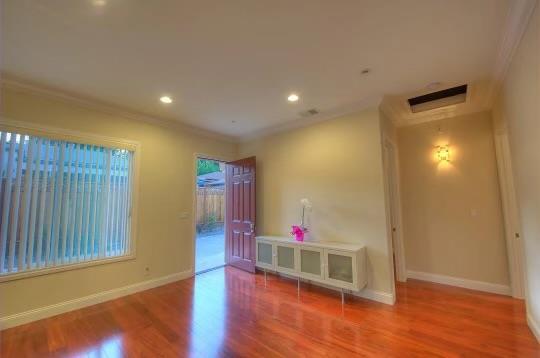 Foto del edificio - 10634 Merriman Rd