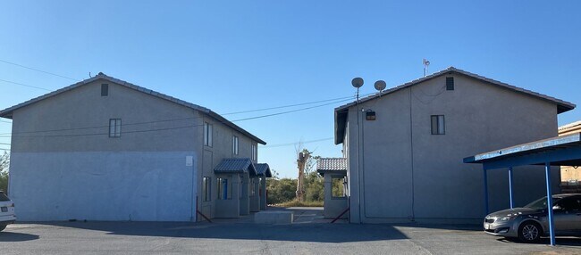 Building Photo - 1381 Bourbon St