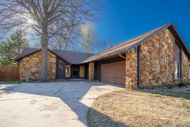 Photo - 3 Bed 1.5 Bath in Carl Albert School District House