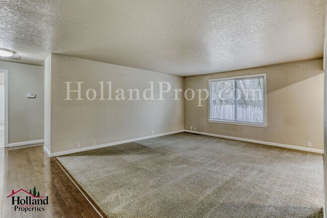 Foto del edificio - Beautiful Single-Level Hillsboro Home with Spacious Fenced Yard!