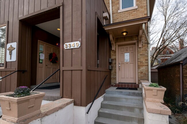 Building Photo - 3349 Whitfield Ave