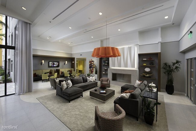 Foto del edificio - 1 br, 1 bath  - 8600 NW 36th St APT 304