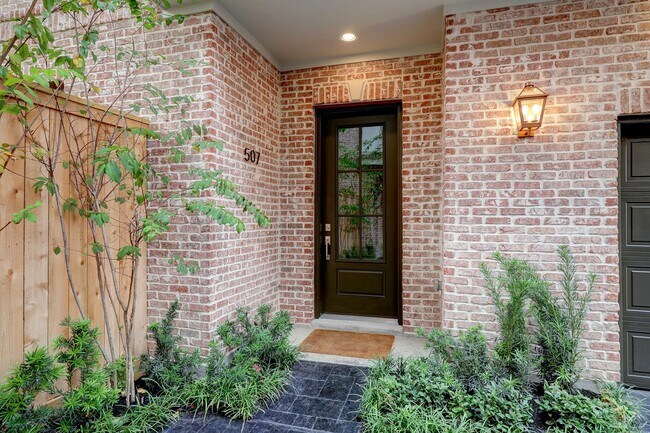 Foto del edificio - 505 Reinicke St