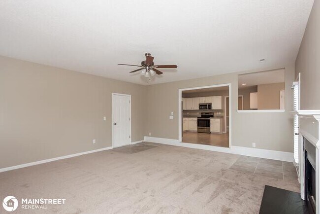 Foto del edificio - 11002 Palestrina Rd, Charlotte, NC 28215
