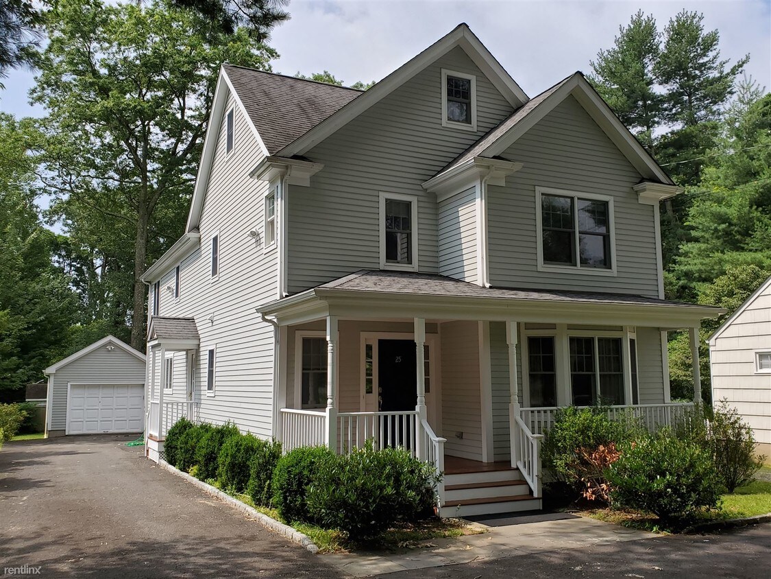 Primary Photo - 4 br, 4.5 bath House - 25 Edmond St