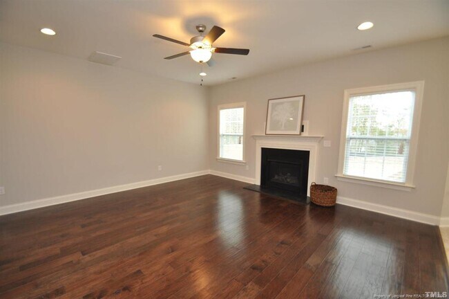 Foto del edificio - 1408 Forest Fern Ln
