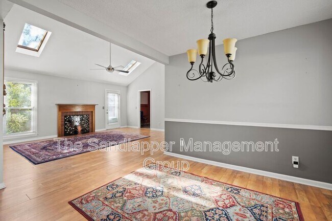 Foto del edificio - 1239 Cornwallis Dr