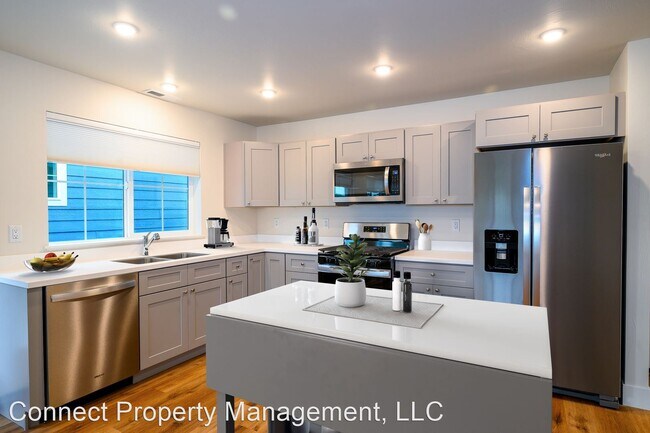 Foto del edificio - 2 br, 2.5 bath House - 427 Water Lily Drive