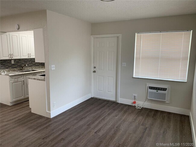 Foto del edificio - 1101 N 22nd Ave