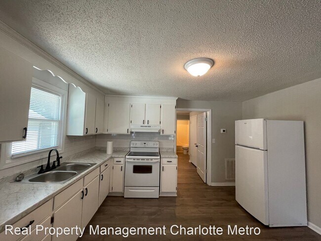 Foto del edificio - 1 br, 1 bath House - 716 Broad Street
