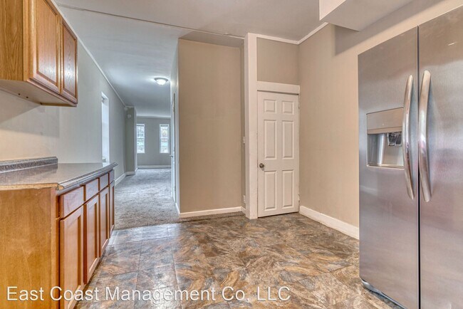 Foto del edificio - 3 br, 1.5 bath House - 1421 W Ostend St