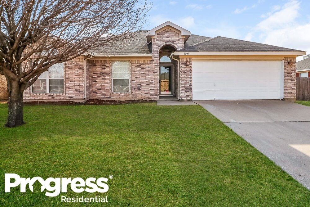 1009 Marcia Ln Burleson Tx 76028 House For Rent In Burleson Tx Apartments Com
