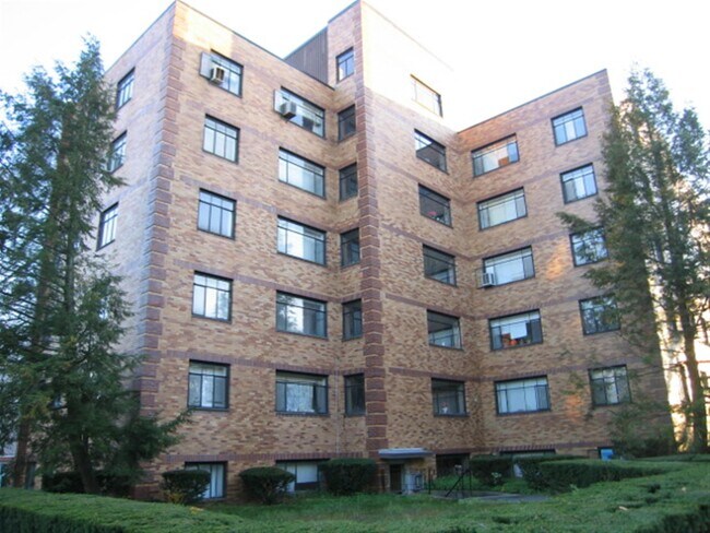 Building Photo - 279 Massachusetts Ave
