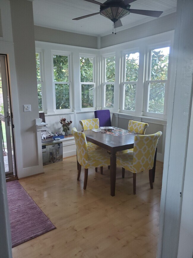 Foto del edificio - 607 Lytle St