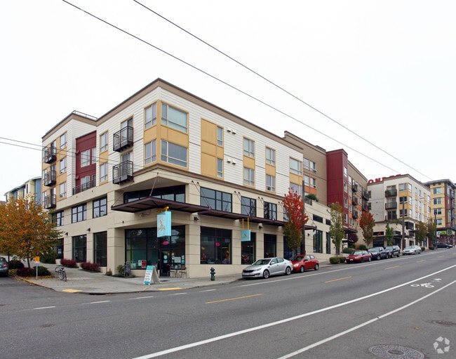 Building Photo - Squire Park Plaza