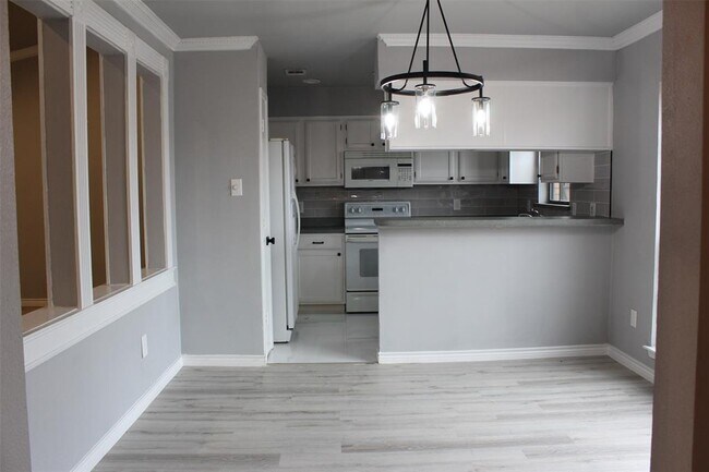 Foto del edificio - 2926 Naples Dr