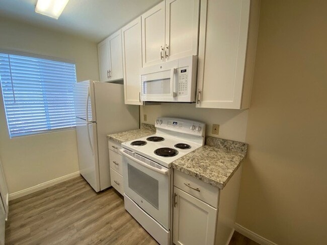 Building Photo - 4156 Wabash Ave