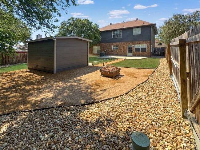 Building Photo - Northampton Rental – 3 Bed | 2.5 Bath + Lo...
