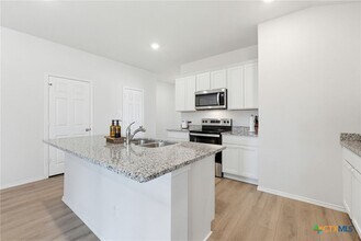 Building Photo - 162 Ellenora Dr