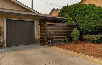 Building Photo - 5402-5404 Olympic Way