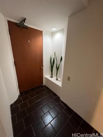 Building Photo - 60 N Beretania St
