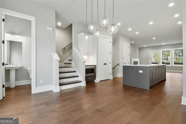 Foto del edificio - 302 Gibson St SE