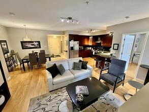 Building Photo - 9819 96A St NW