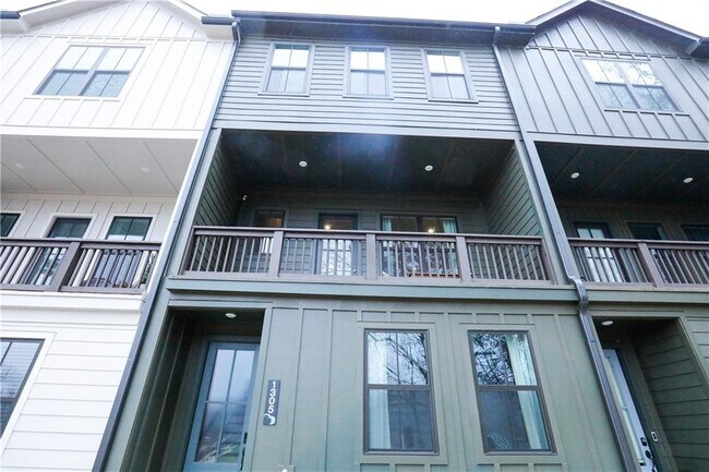 Foto del edificio - 1305 Breezy St SE