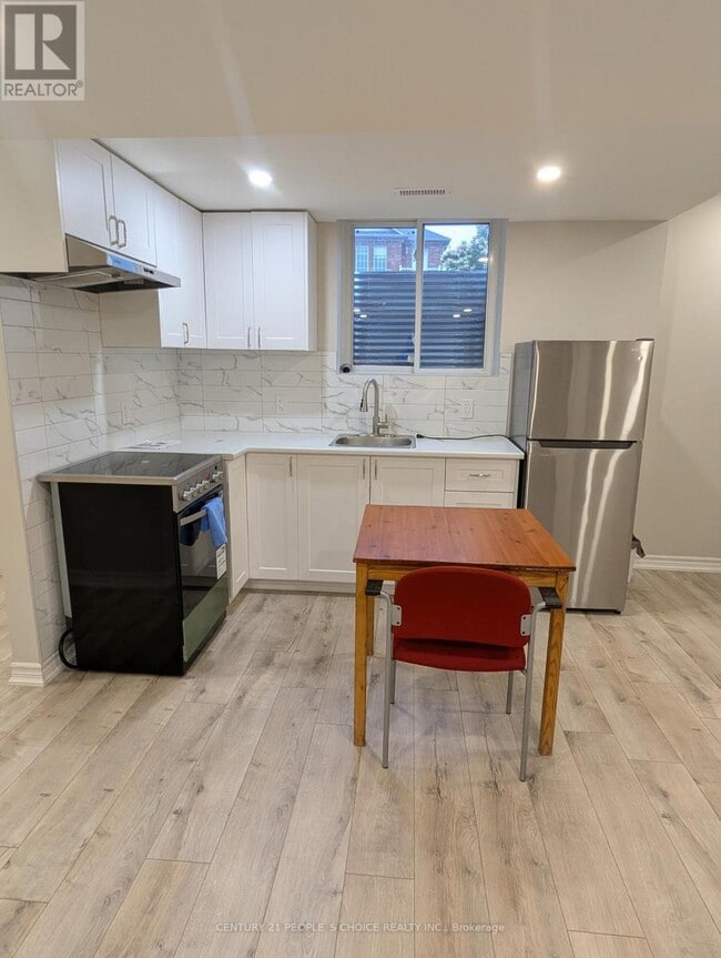 Building Photo - 2 Ozner Ct