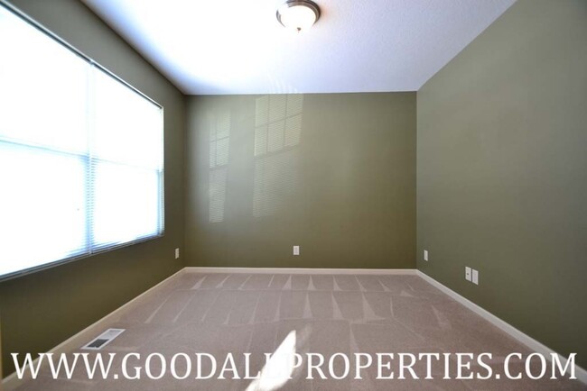 Foto del edificio - 3 Bedroom, 2.5 Bath Home in Waukee