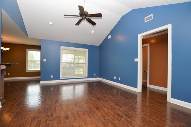 Building Photo - 2783 Rabbit Ridge Run