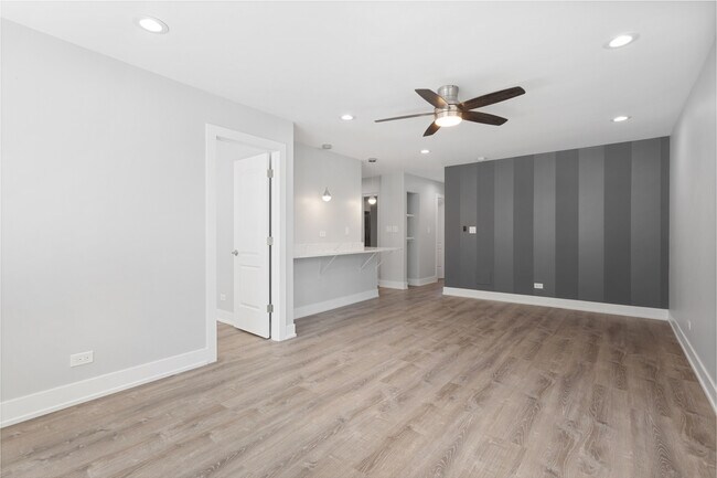 Foto del edificio - 7070 N Sheridan Rd